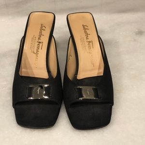 Salvatore Ferragamo women’s sling back shoes
